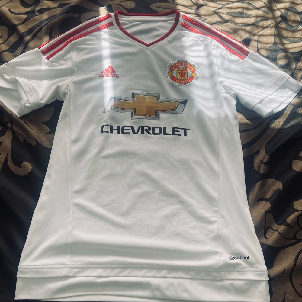 Manchester United away jersey